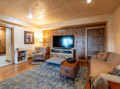 1888 Main Boulder_ (150)