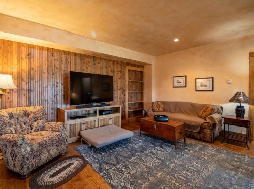 1888 Main Boulder_ (170)