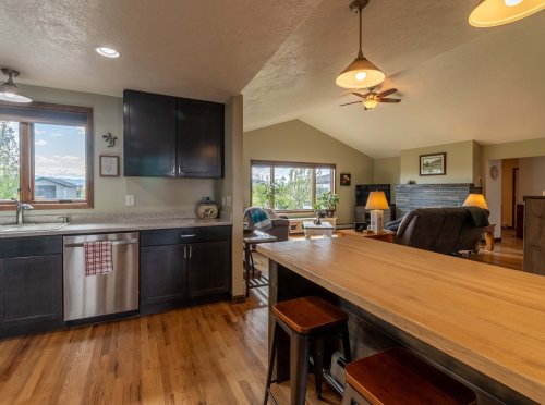 3950 Floweree Dr. 24