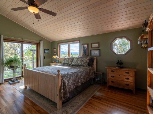 3950 Floweree Dr. 33