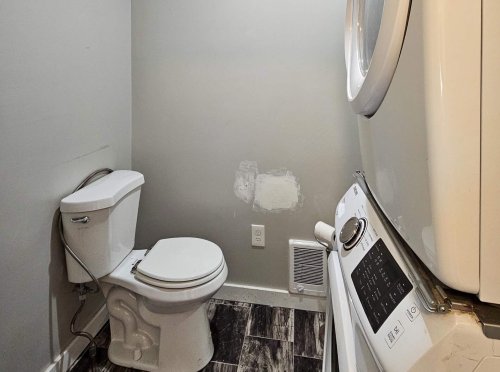 412 E. 4th_ (29)