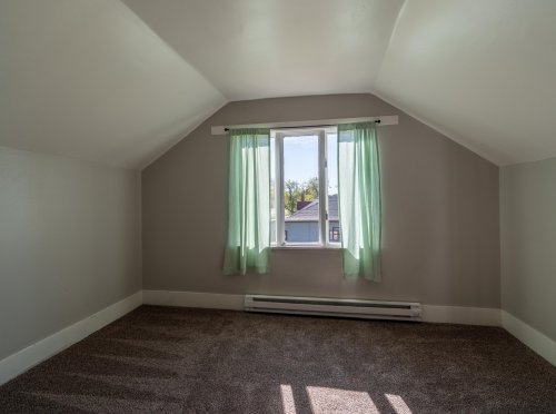412 E. 4th_ (37)
