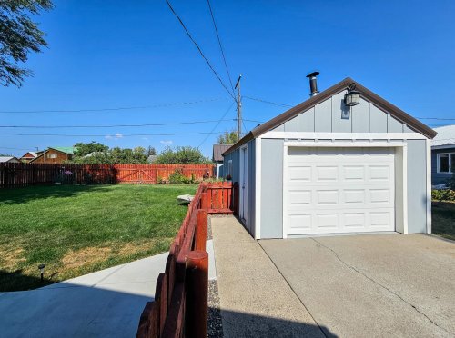 508 E 4th_ (68)