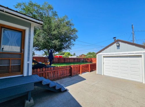 508 E 4th_ (72)