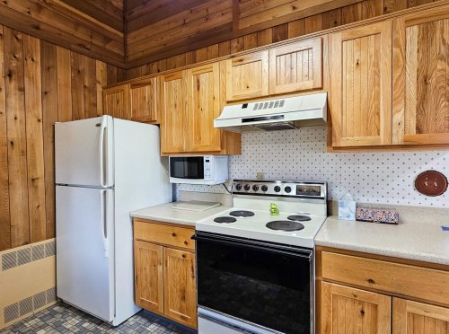 515 Stock St_ (24)