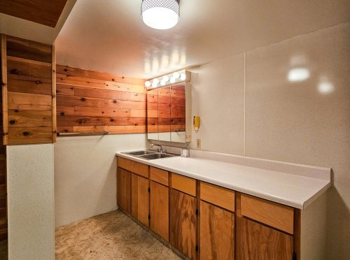 515 Stock St_ (45)