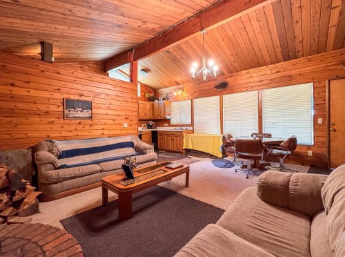 Hahn Creek Cabins_ (17)